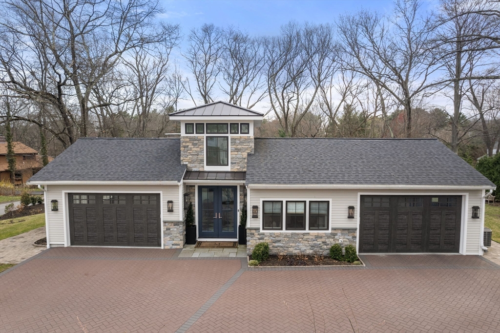 2 Ridge Avenue