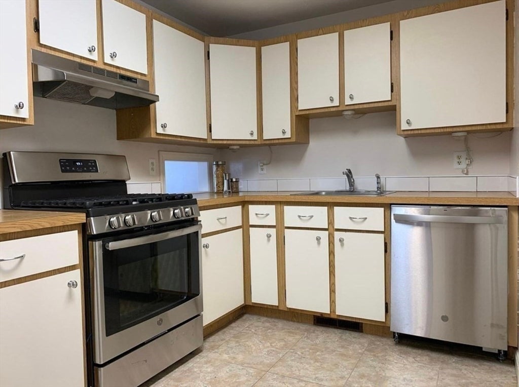 45 Kennedy Dr #45, Chelmsford, MA Photo #3