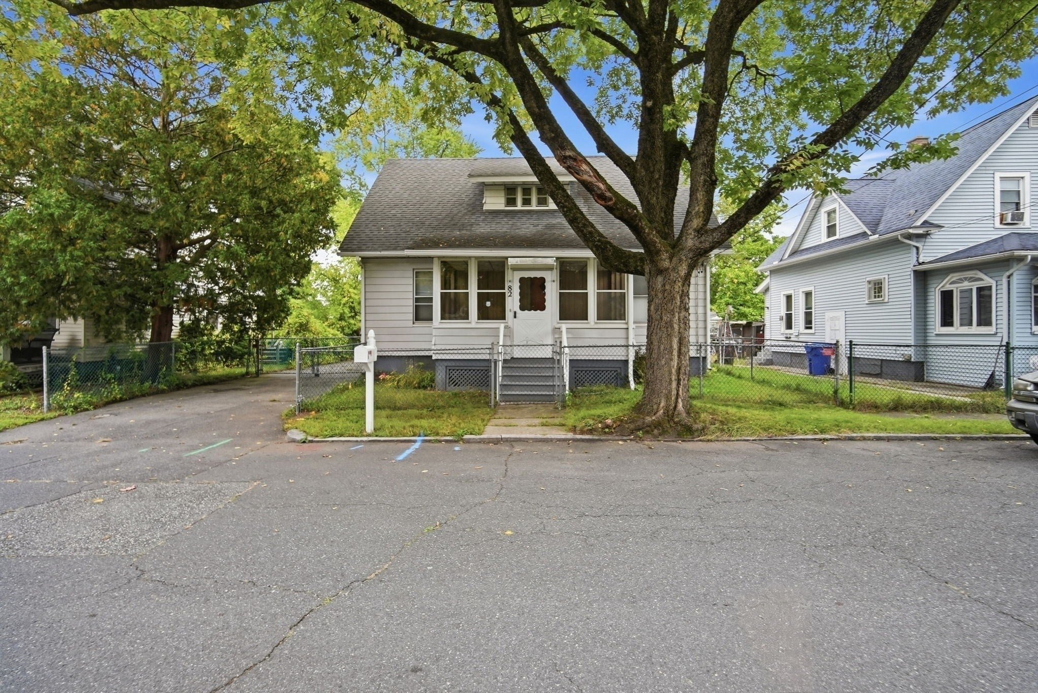 82 Gresham St, Springfield, MA Photo #3