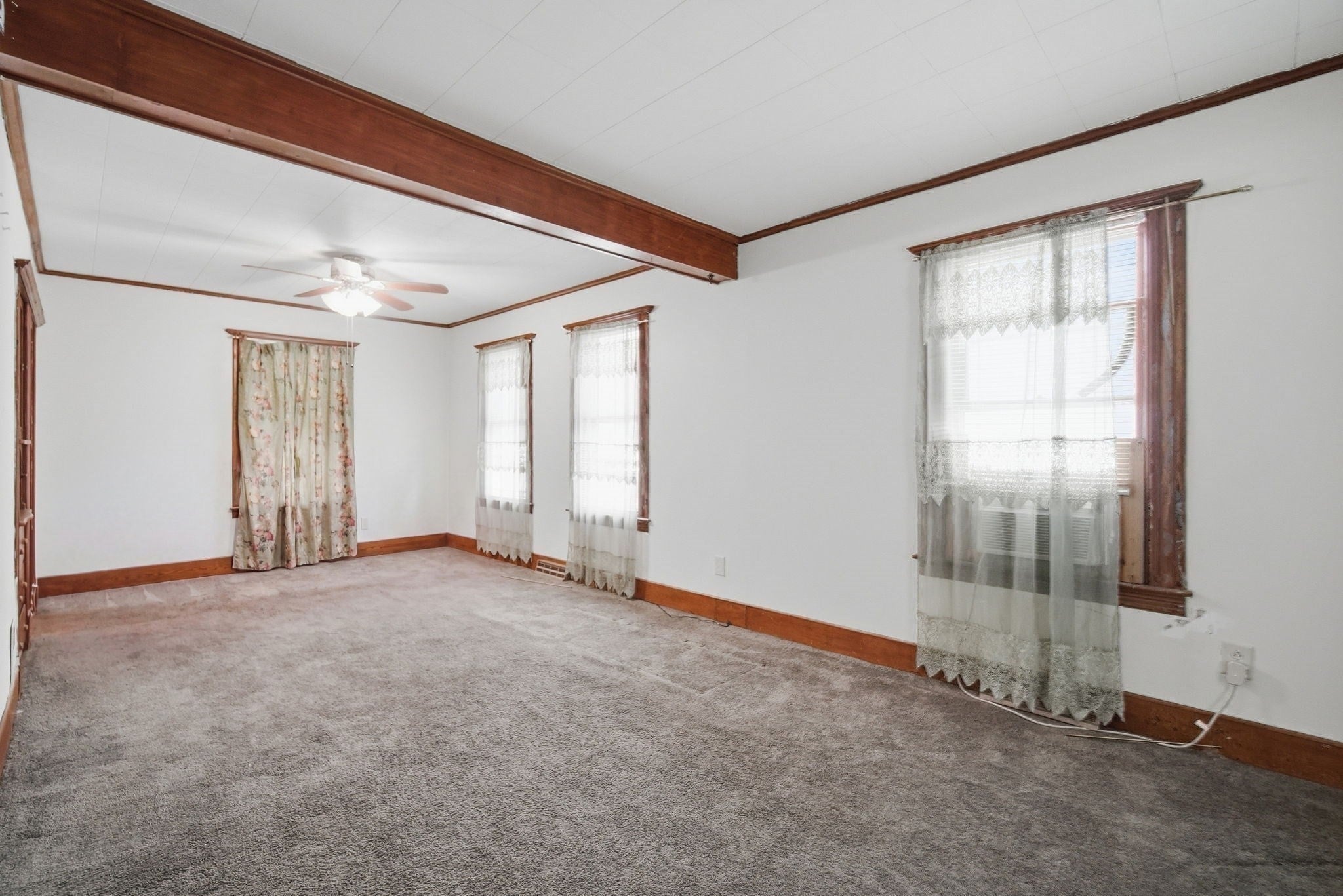 82 Gresham St, Springfield, MA Photo #23