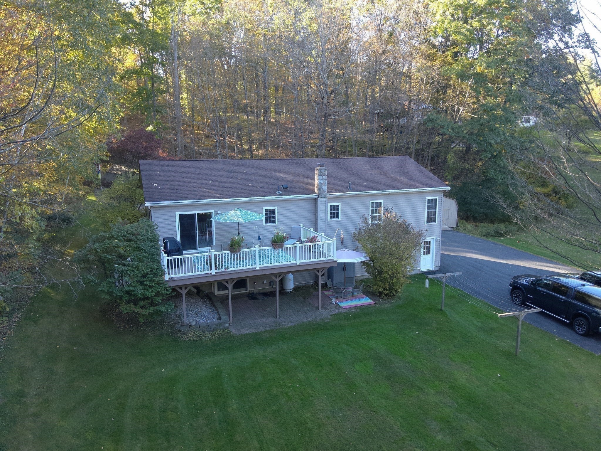 852 Churchill St, Pittsfield, MA Photo #6