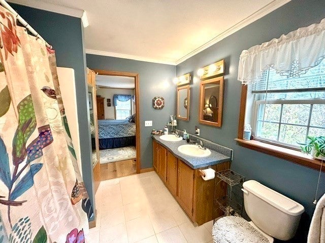 852 Churchill St, Pittsfield, MA Photo #19