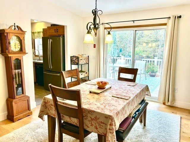 852 Churchill St, Pittsfield, MA Photo #11