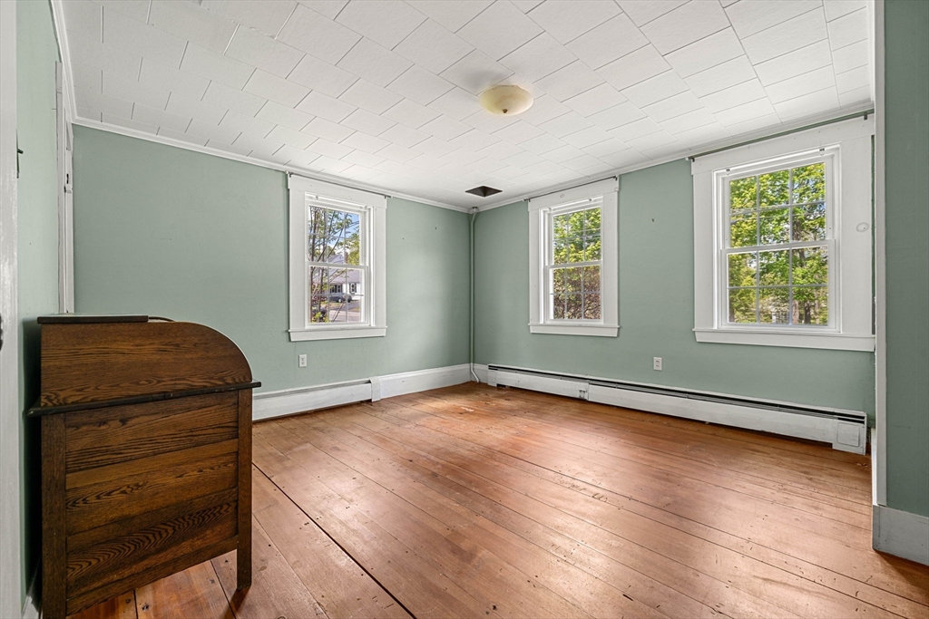 600 Main St, Ashby, MA Photo #16
