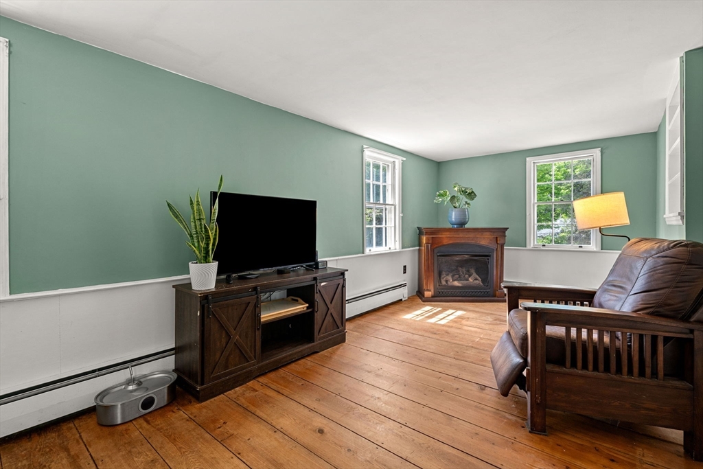 600 Main St, Ashby, MA Photo #12