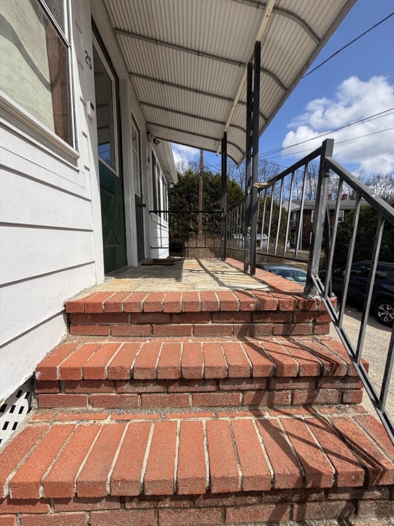 27 Cedar St.