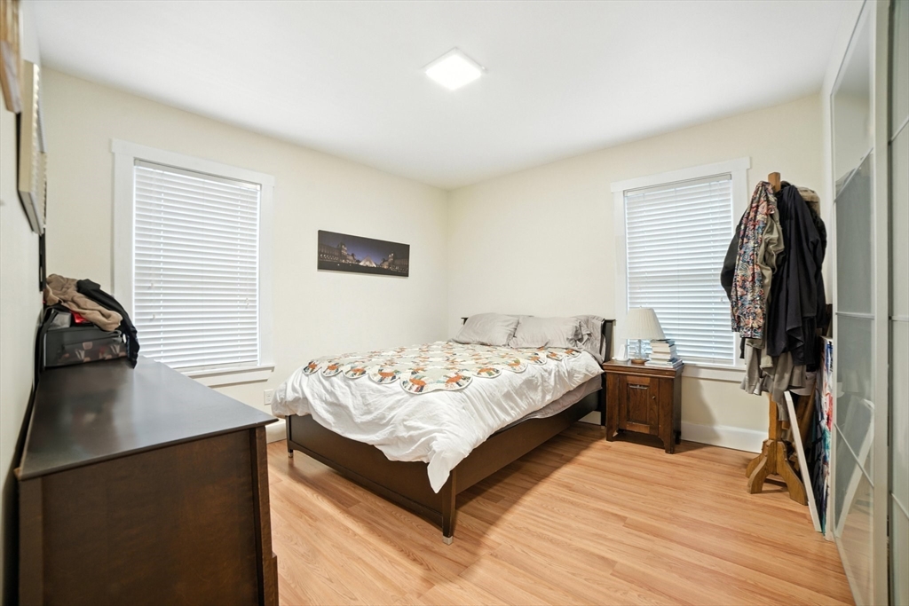 Cambridge, Massachusetts 02138, United States, 5 Bedrooms Bedrooms, ,3 BathroomsBathrooms,Residential,Active,203673