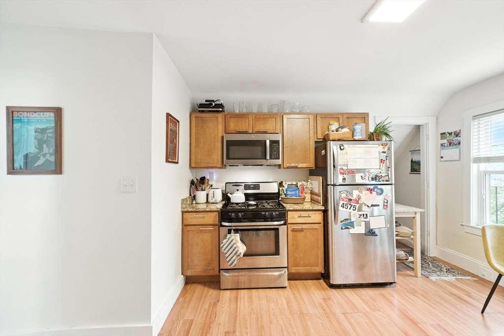 Cambridge, Massachusetts 02138, United States, 5 Bedrooms Bedrooms, ,3 BathroomsBathrooms,Residential,Active,203673