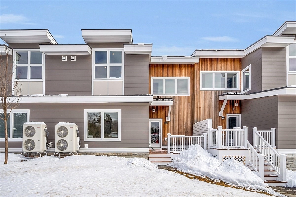28 Vantage Point Drive 1