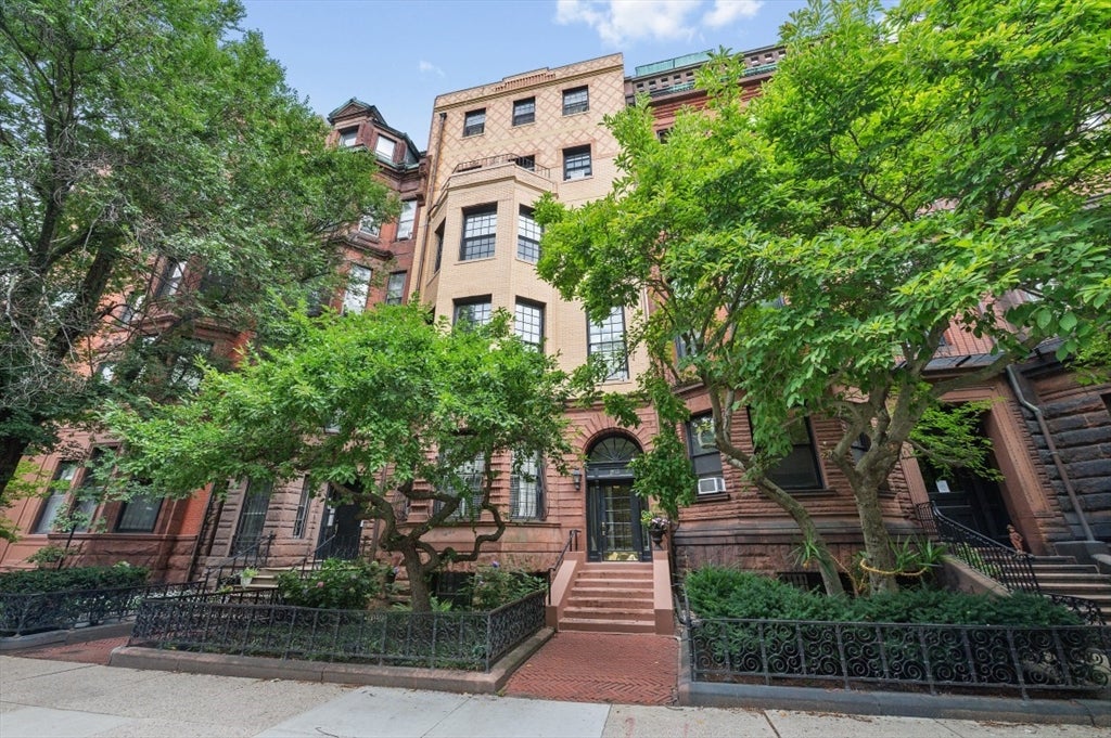 233 Commonwealth Avenue #7, Boston, MA, 233 Commonwealth Avenue #7, Boston, MA Photo #1