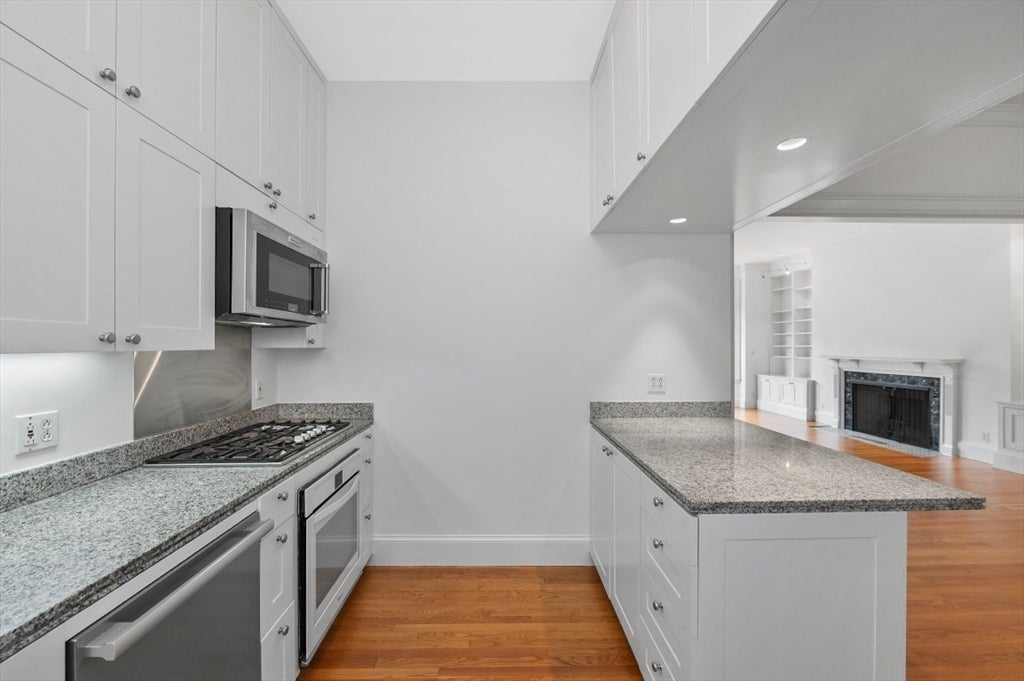 233 Commonwealth Avenue #7, Boston, MA, 233 Commonwealth Avenue #7, Boston, MA Photo #17