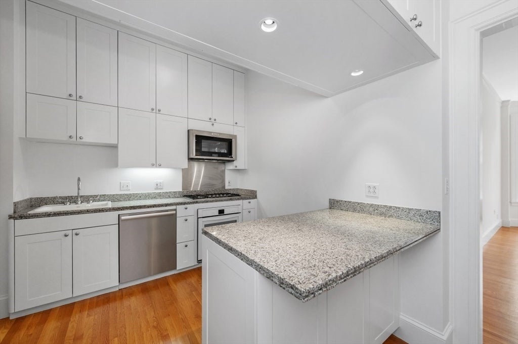 233 Commonwealth Avenue #7, Boston, MA, 233 Commonwealth Avenue #7, Boston, MA Photo #13