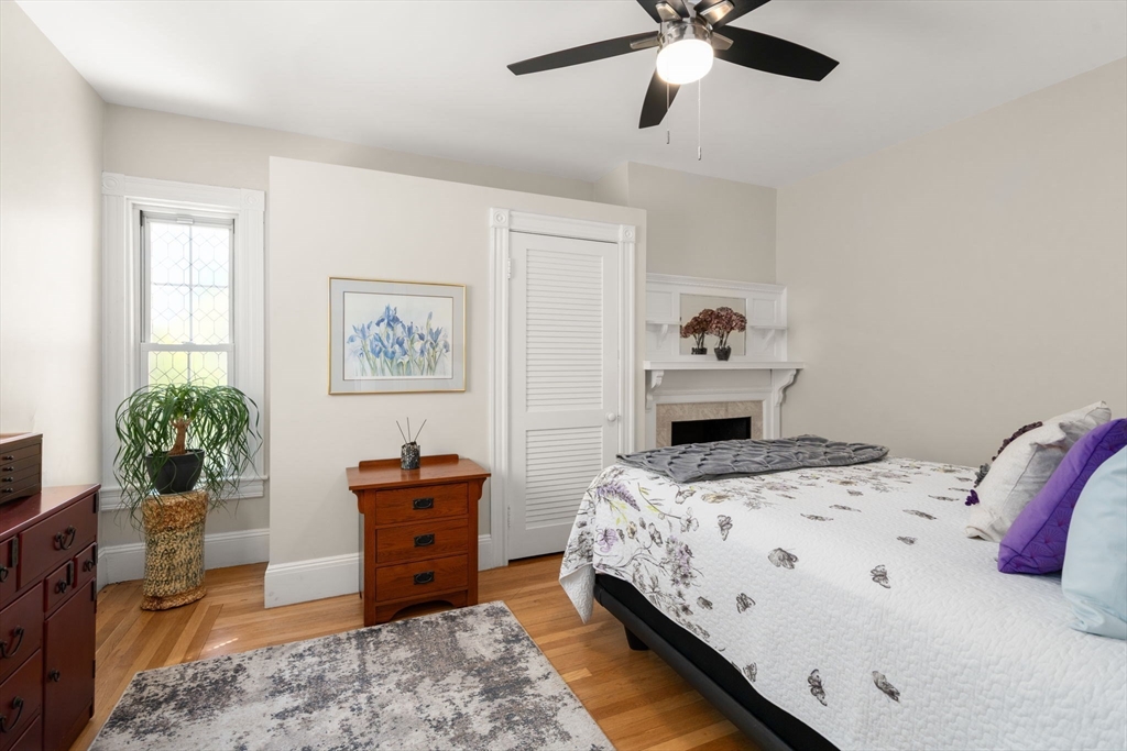 55 Dean Ave, Franklin, MA Photo #6