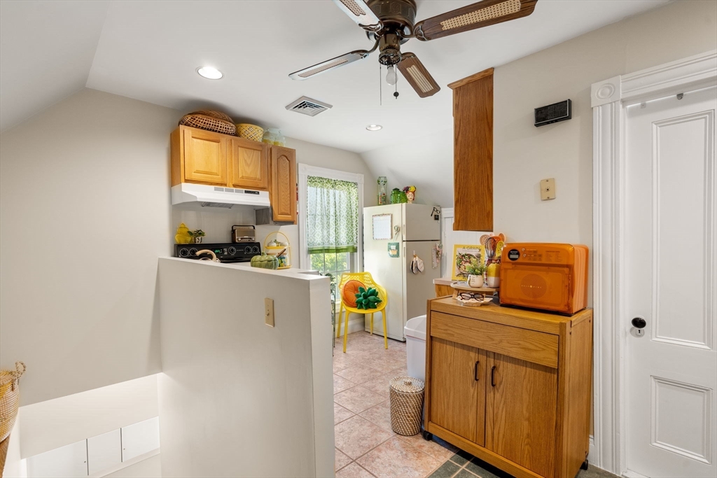 55 Dean Ave, Franklin, MA Photo #23