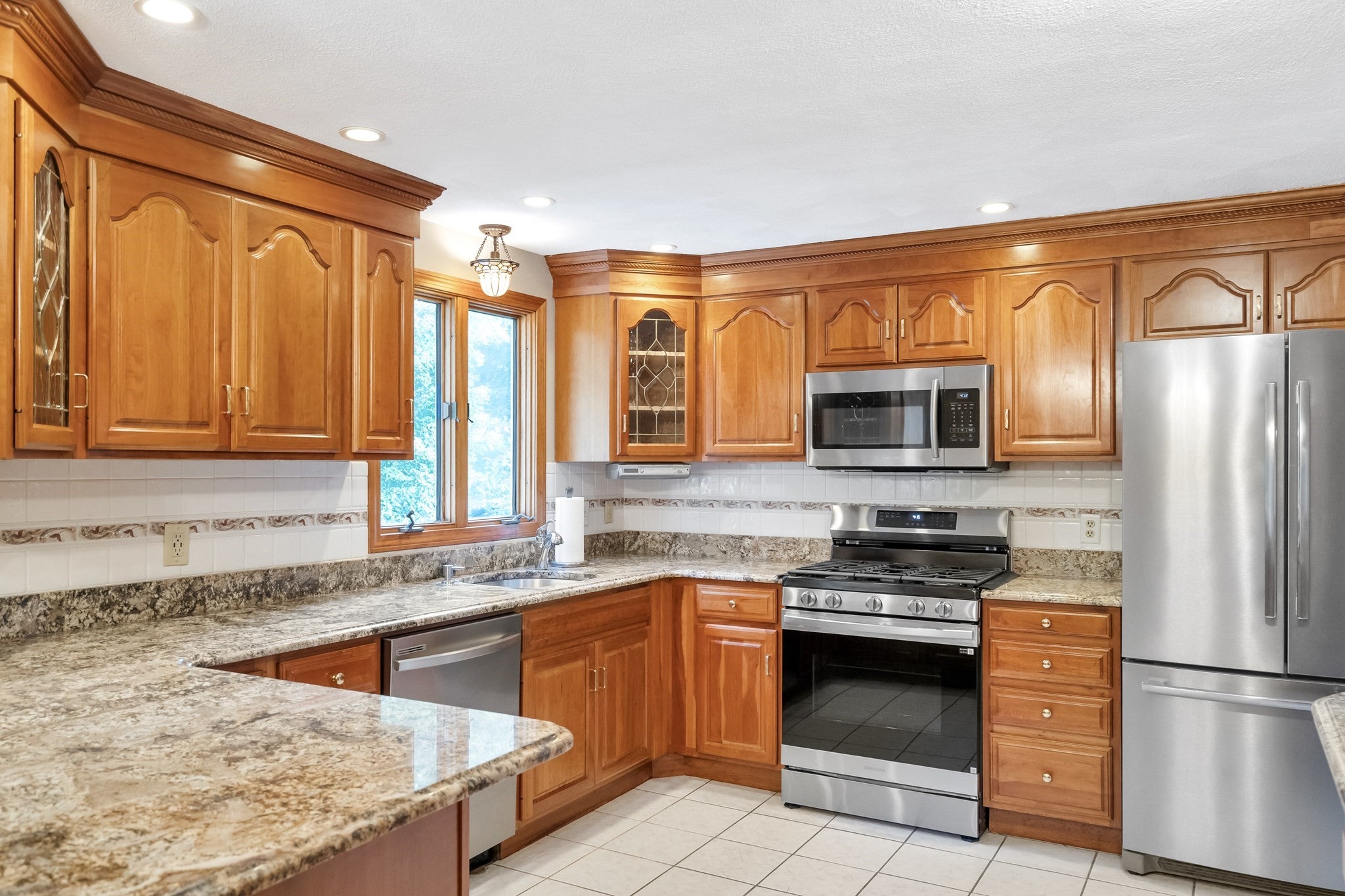 31 Wildmere Ave, Burlington, MA, 31 Wildmere Ave, Burlington, MA Photo #13