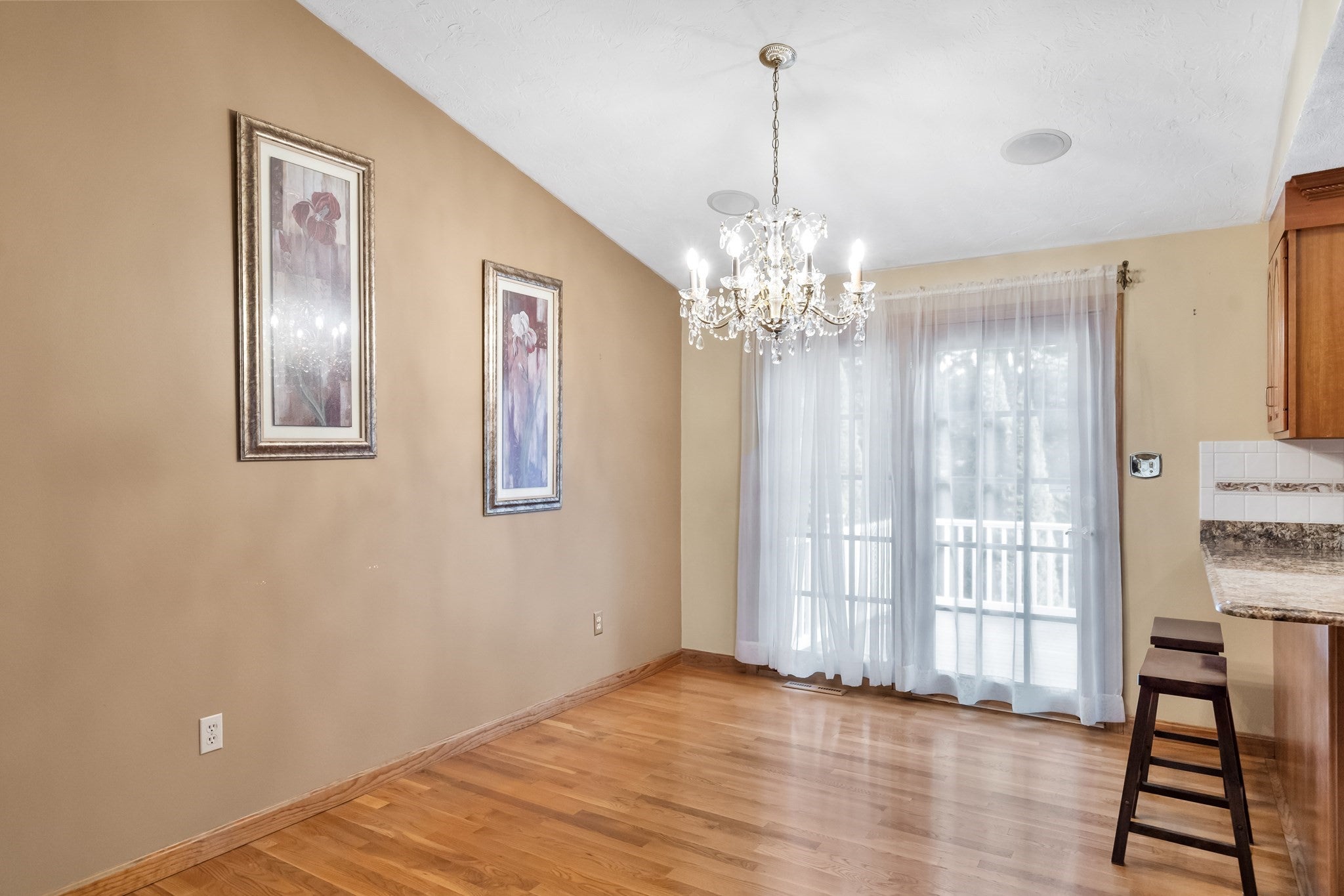 31 Wildmere Ave, Burlington, MA, 31 Wildmere Ave, Burlington, MA Photo #9
