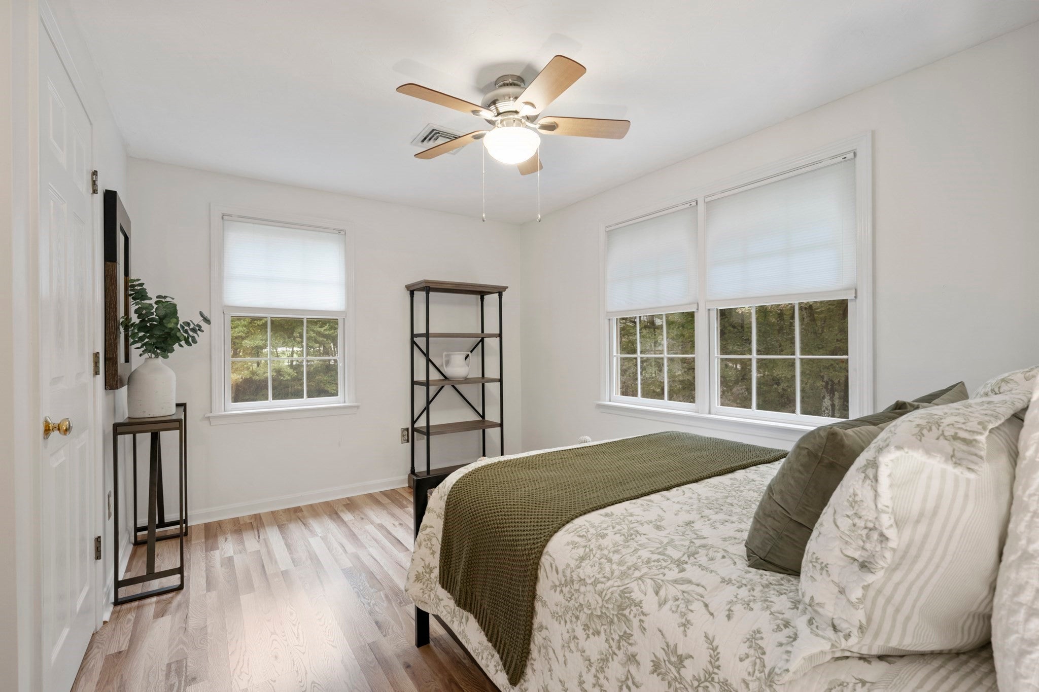 12 Jasmine Rd, Medway, MA Photo #23