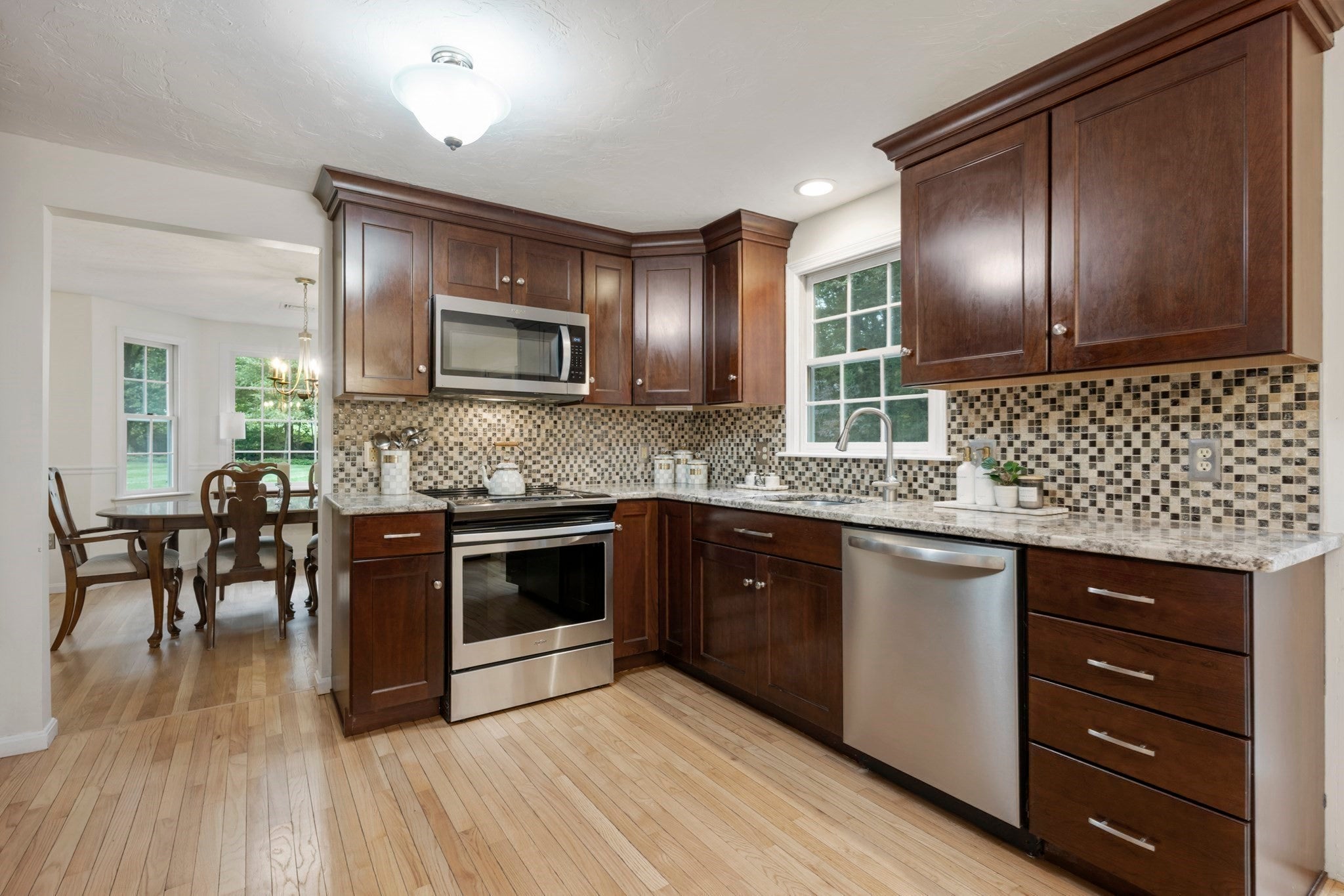 12 Jasmine Rd, Medway, MA Photo #9