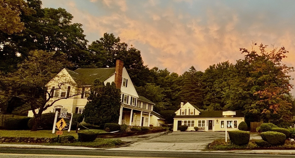 8-10 Concord Road (&356 Bostonpost)