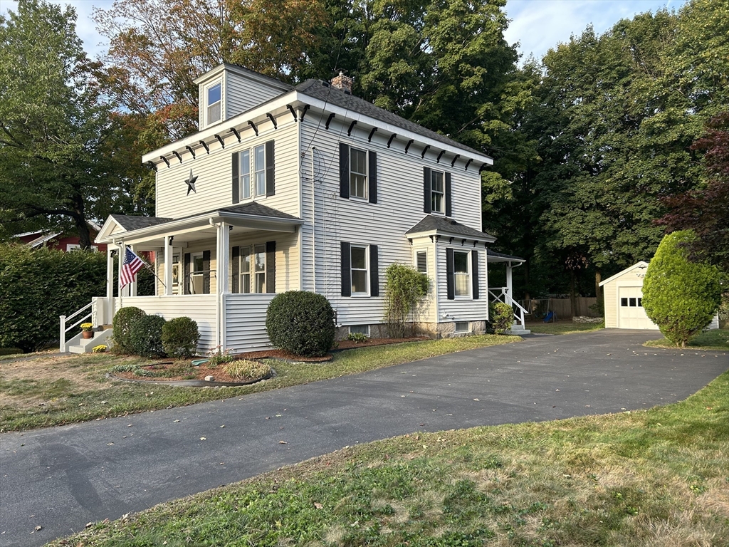 6 Norfolk Ave