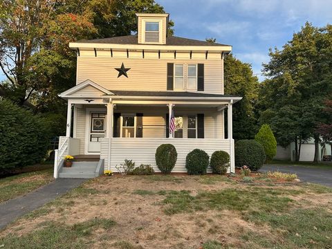 6 Norfolk Ave Medway MA 02053