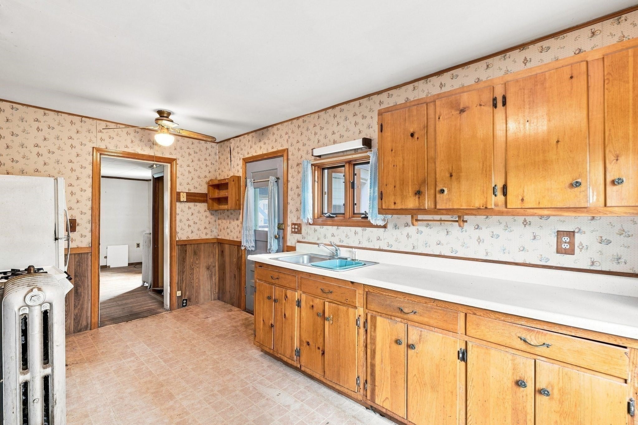128 River St, Hudson, MA, 128 River St, Hudson, MA Photo #17