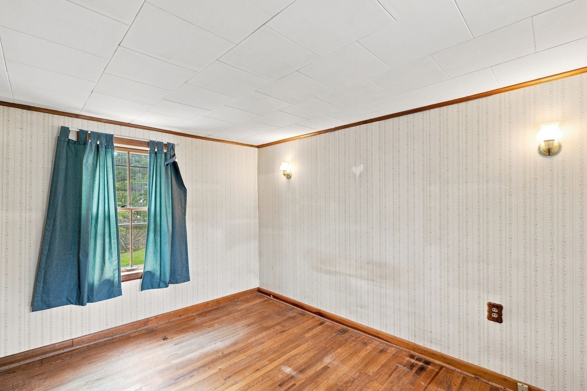 128 River St, Hudson, MA, 128 River St, Hudson, MA Photo #13