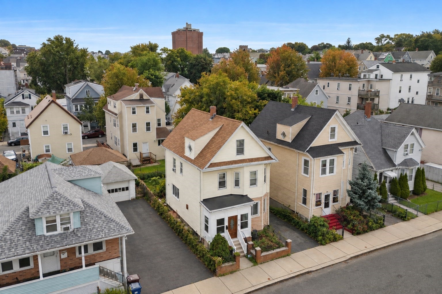 25 Rock Valley Ave, Everett, MA, 25 Rock Valley Ave, Everett, MA Photo #4