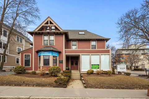 3-5 Harvard Ave 3 Brookline MA 02446