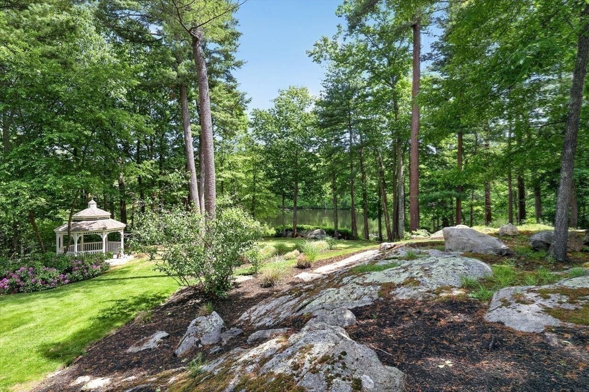 1 Grist Mill Lane, Hingham, MA Photo #28