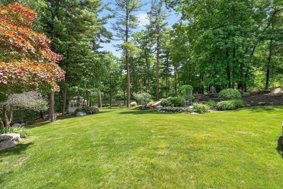 1 Grist Mill Lane, Hingham, MA Photo #27