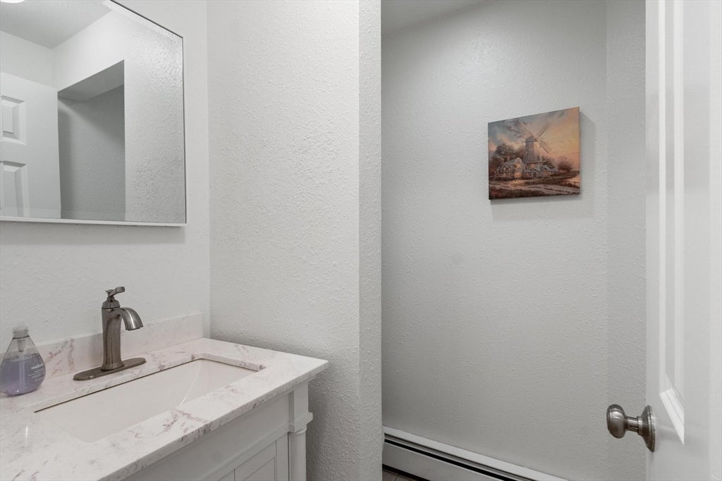 18 Bates ST #A, Devens, MA, 18 Bates ST #A, Devens, MA Photo #8