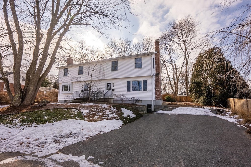 39 Crane Ave 39