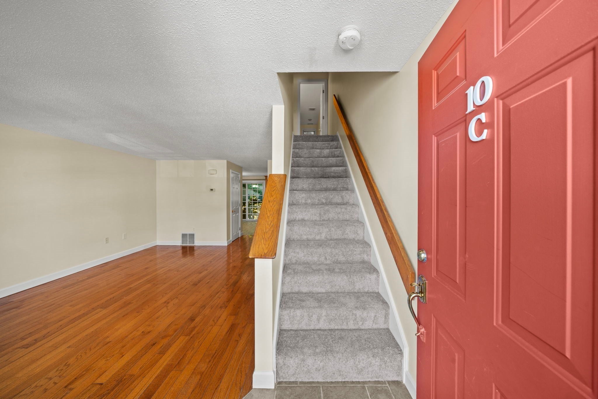 10 Oliver ST #C, Haverhill, MA, 10 Oliver ST #C, Haverhill, MA Photo #7