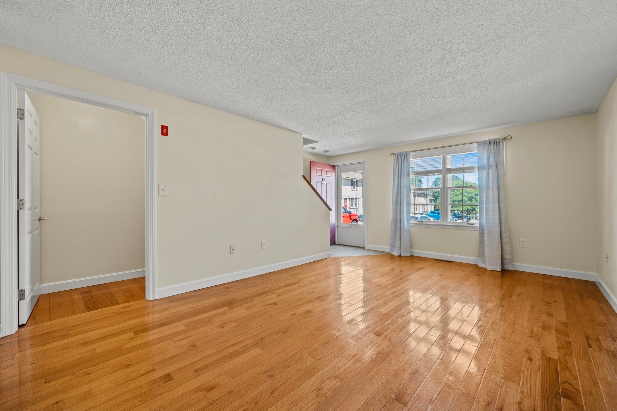 10 Oliver ST #C, Haverhill, MA, 10 Oliver ST #C, Haverhill, MA Photo #8