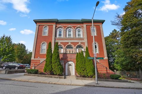 Photo of 32 Providence Street #9, Worcester, MA 01604 (MLS # 73469353)