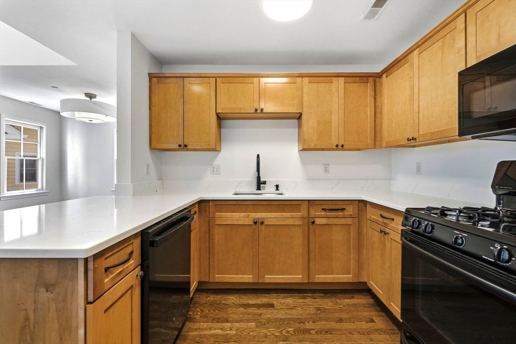 19 Russell Place #19, Arlington, MA Photo #9