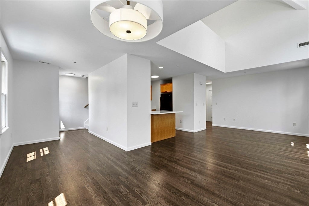 19 Russell Place #19, Arlington, MA Photo #7