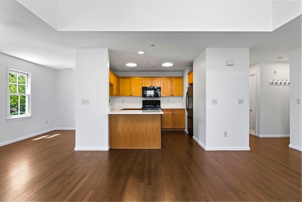 19 Russell Place #19, Arlington, MA Photo #8