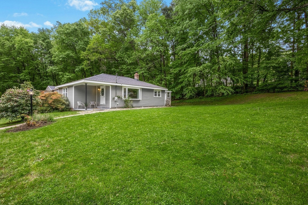 15 Dodge Hill Rd