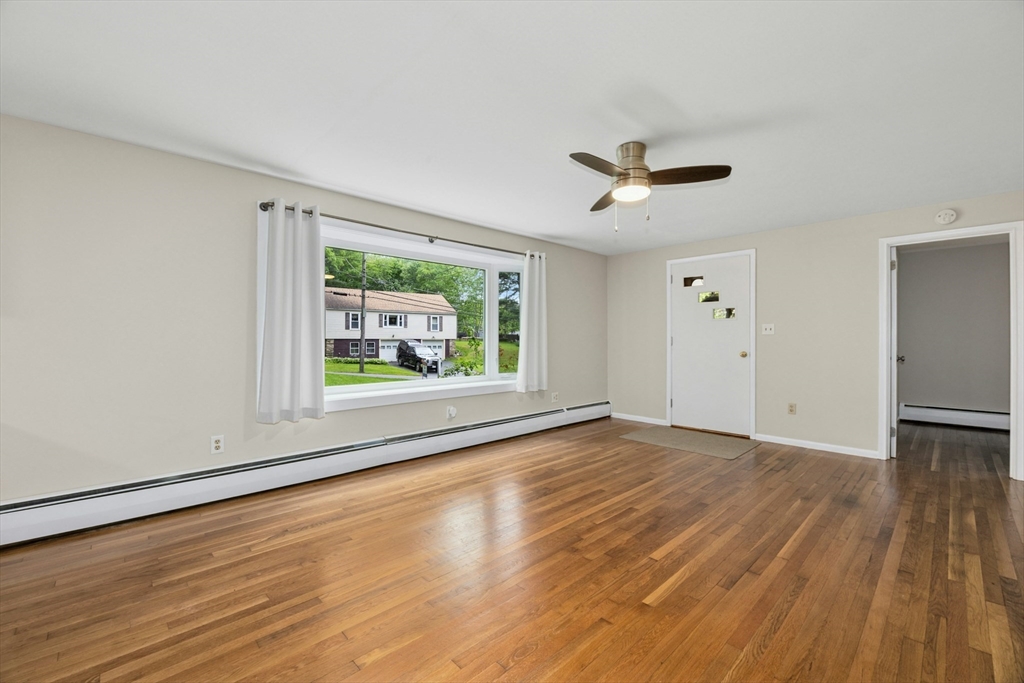 15 Dodge Hill Rd