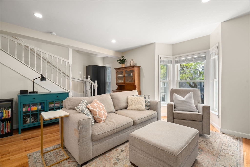 314 W 4th St 3