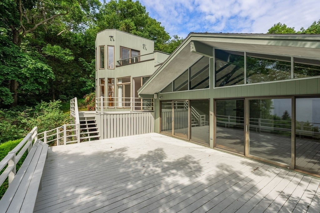 23 Ocean Street