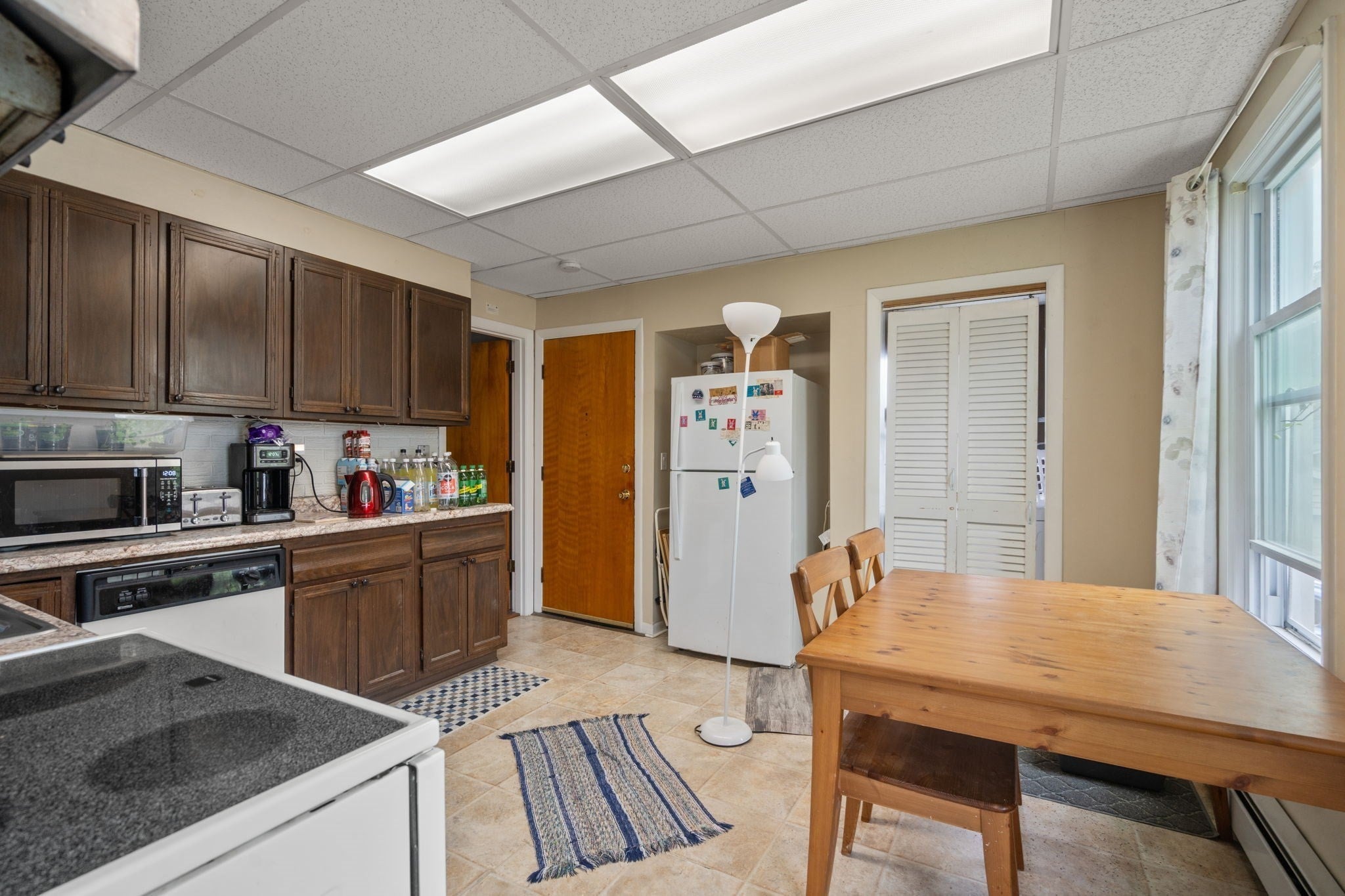 12 Greendale Ave, Worcester, MA Photo #14