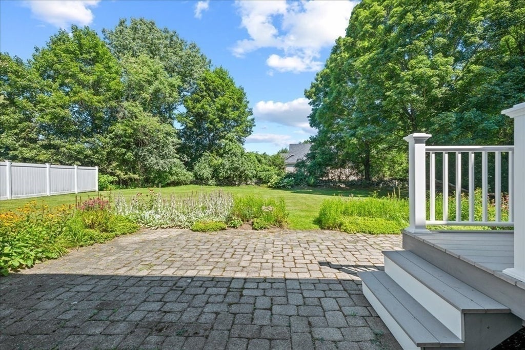 9 Hillando Dr, Shrewsbury, MA Photo #36