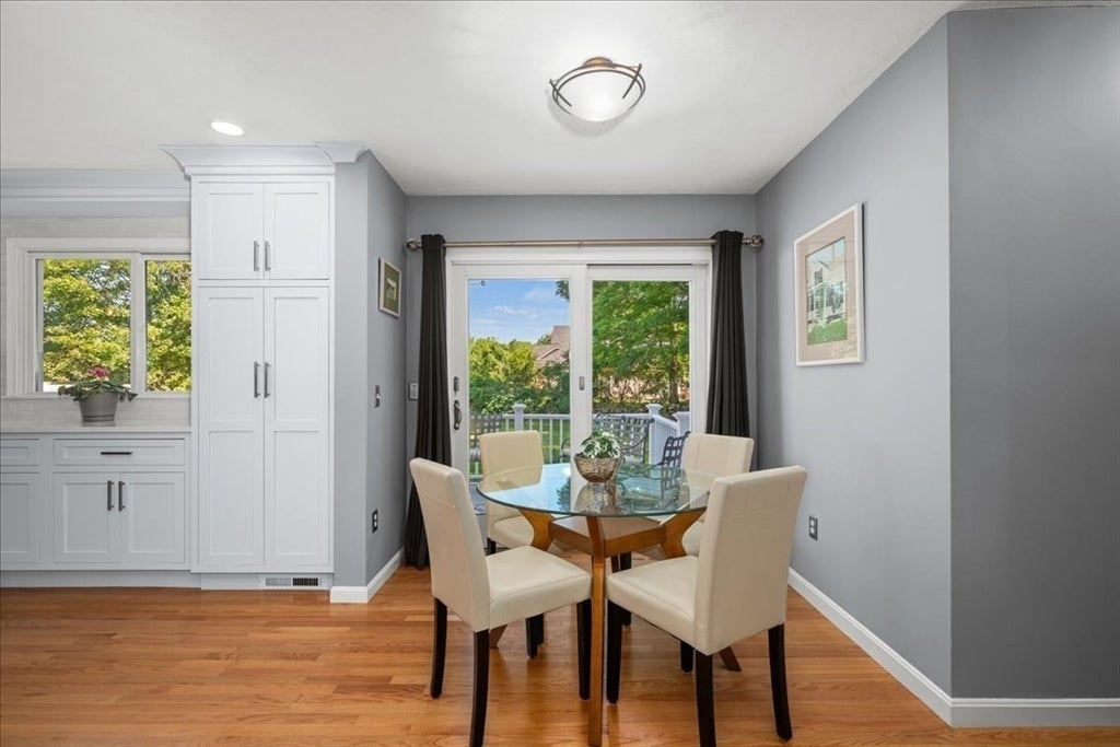 9 Hillando Dr, Shrewsbury, MA Photo #12