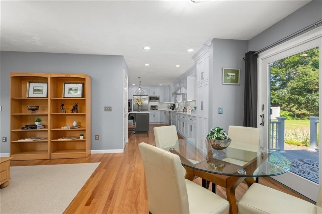 9 Hillando Dr, Shrewsbury, MA Photo #13