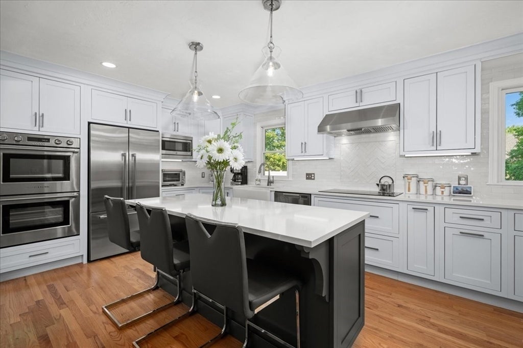 9 Hillando Dr, Shrewsbury, MA Photo #10