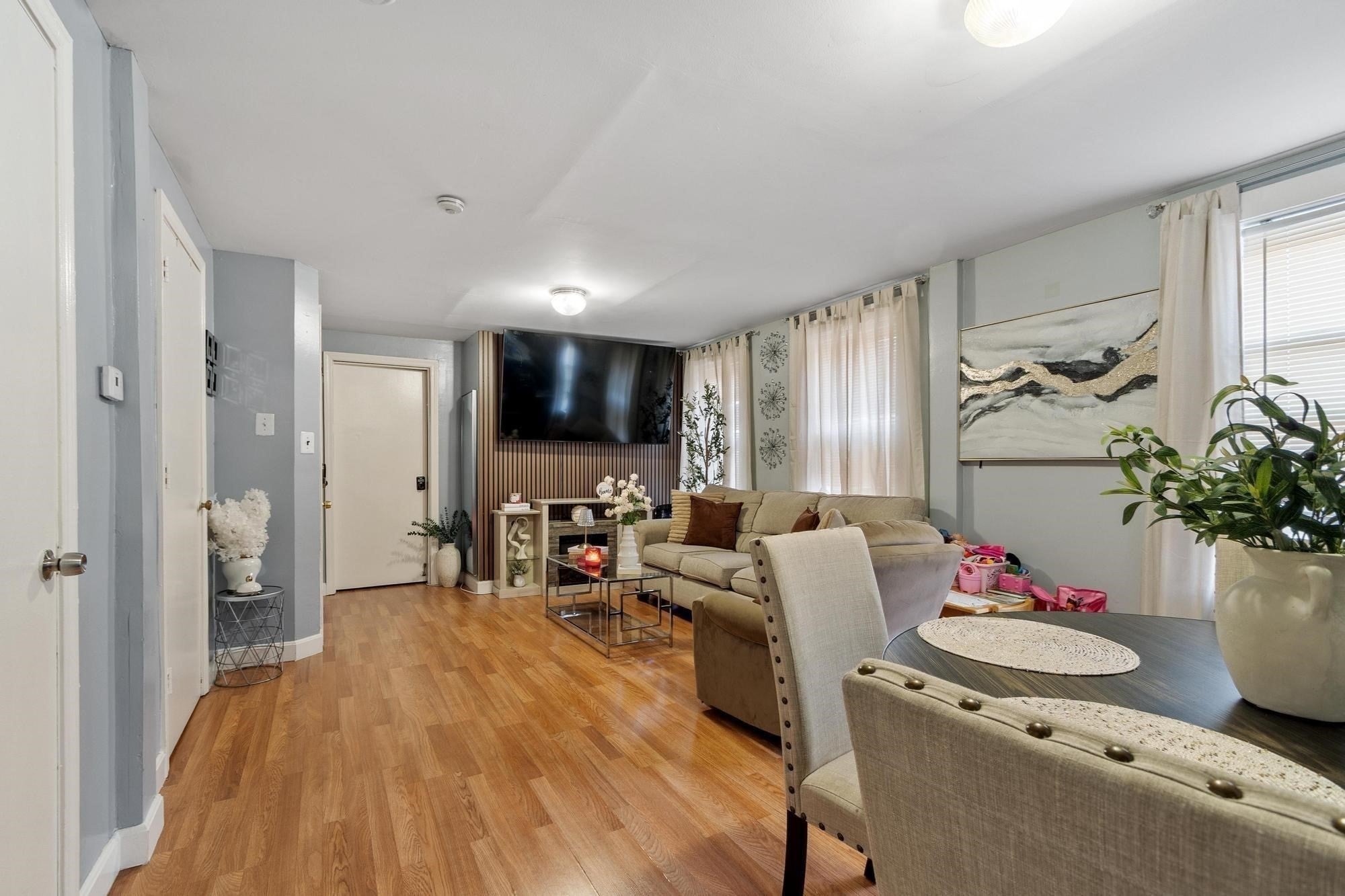 10 Kempton Ct