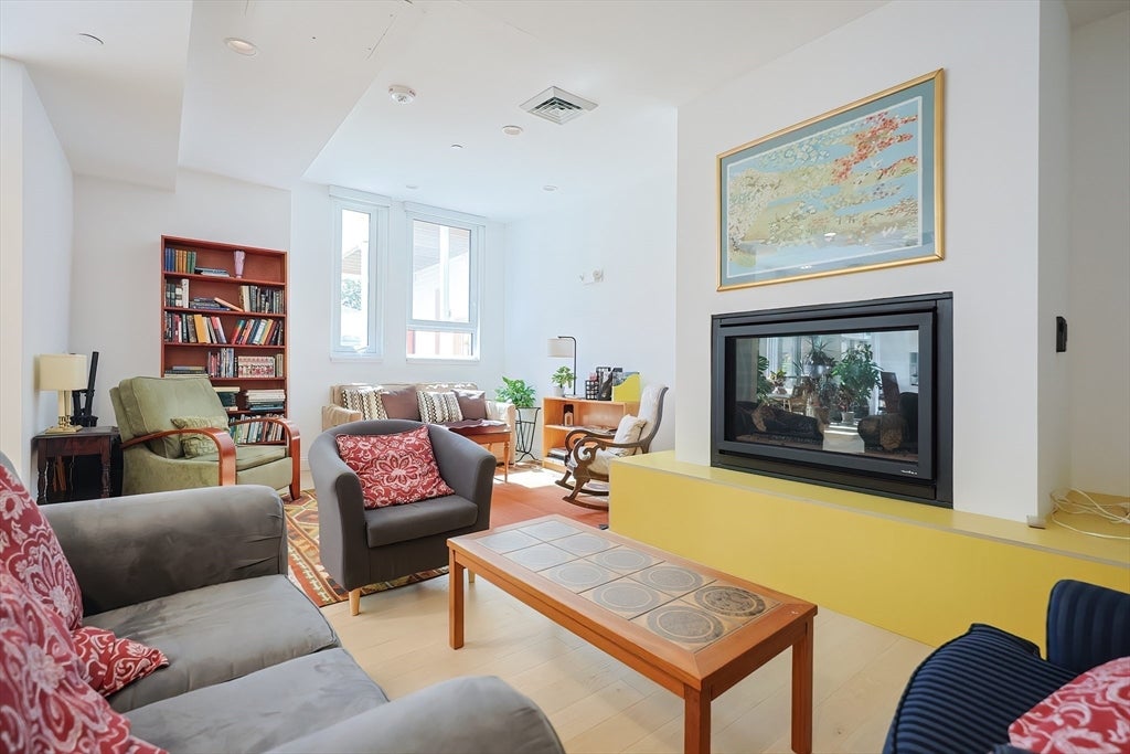 368 Pleasant St #204, Malden, MA, 368 Pleasant St #204, Malden, MA Photo #35